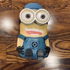 NEW Despicable Me Universal Studios sippy cup
